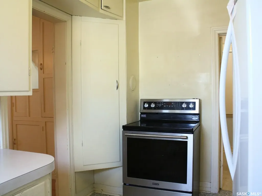 111 L Avenue S Saskatoon SK S7M 2G9