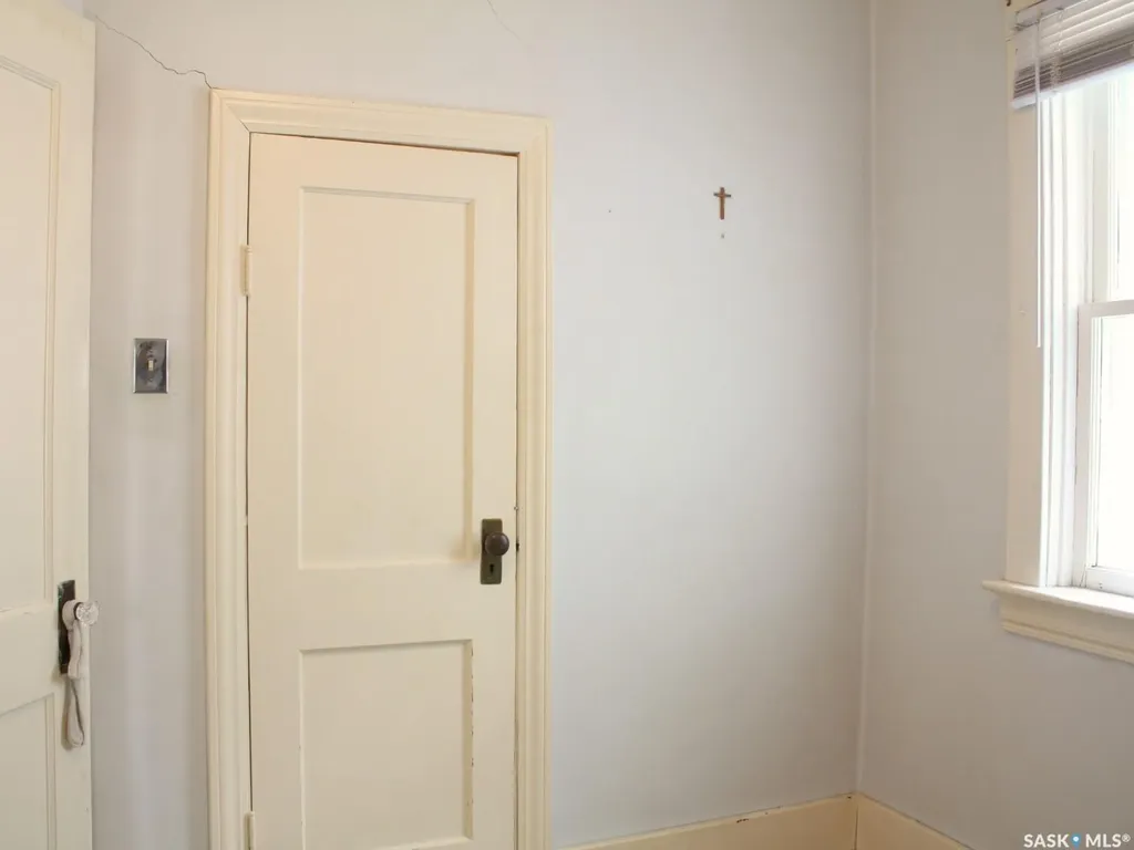 111 L Avenue S Saskatoon SK S7M 2G9