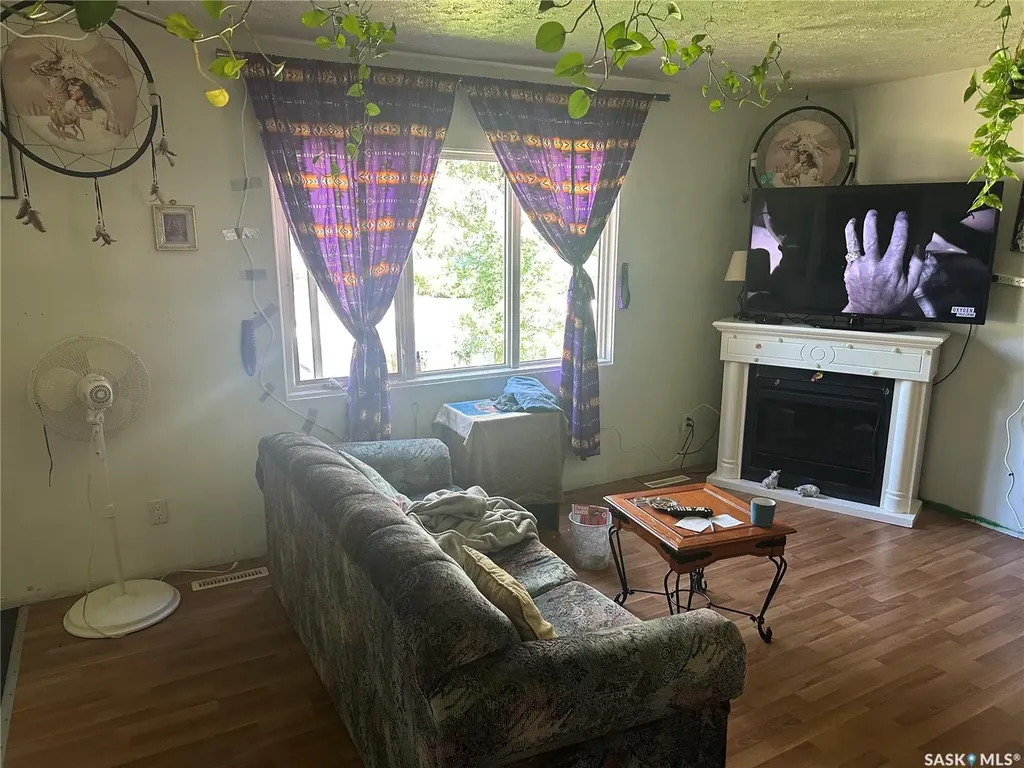683 Athol Street Regina SK S4T 3B1