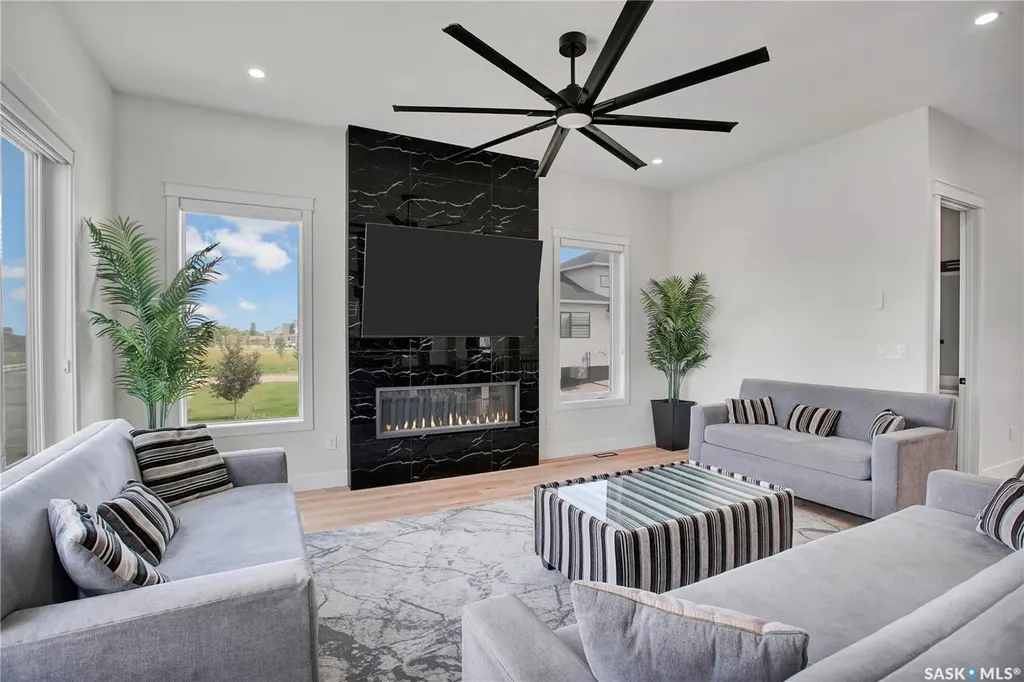 344 Edgemont Crescent Corman Park Rm No. 344 SK S7T 0Z7
