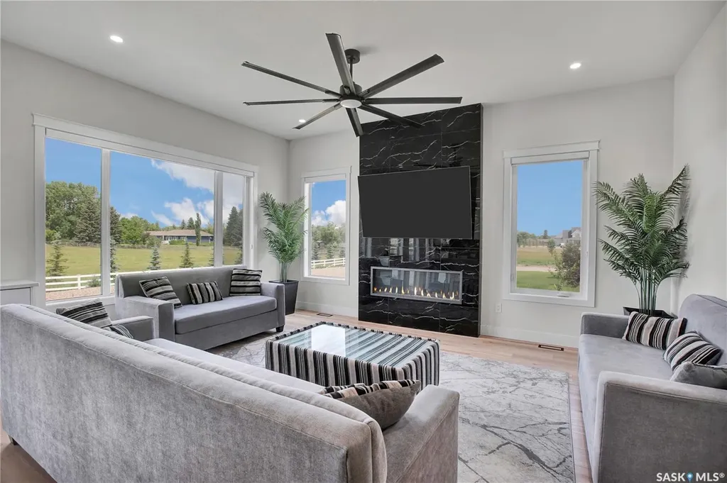 344 Edgemont Crescent Corman Park Rm No. 344 SK S7T 0Z7