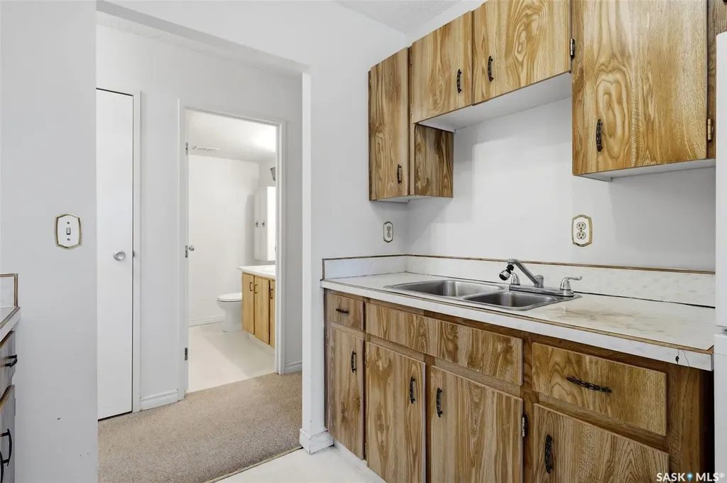 20 Kleisinger Crescent Regina SK S4R 7M3