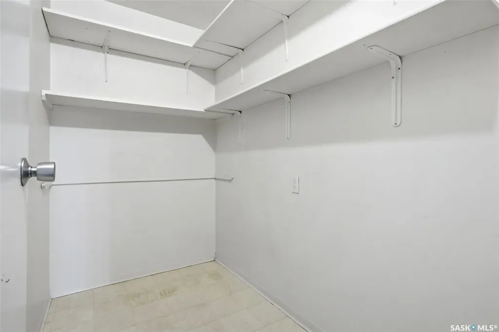 20 Kleisinger Crescent Regina SK S4R 7M3