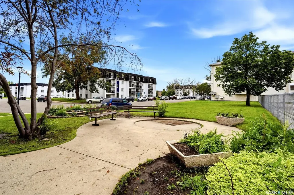 20 Kleisinger Crescent Regina SK S4R 7M3