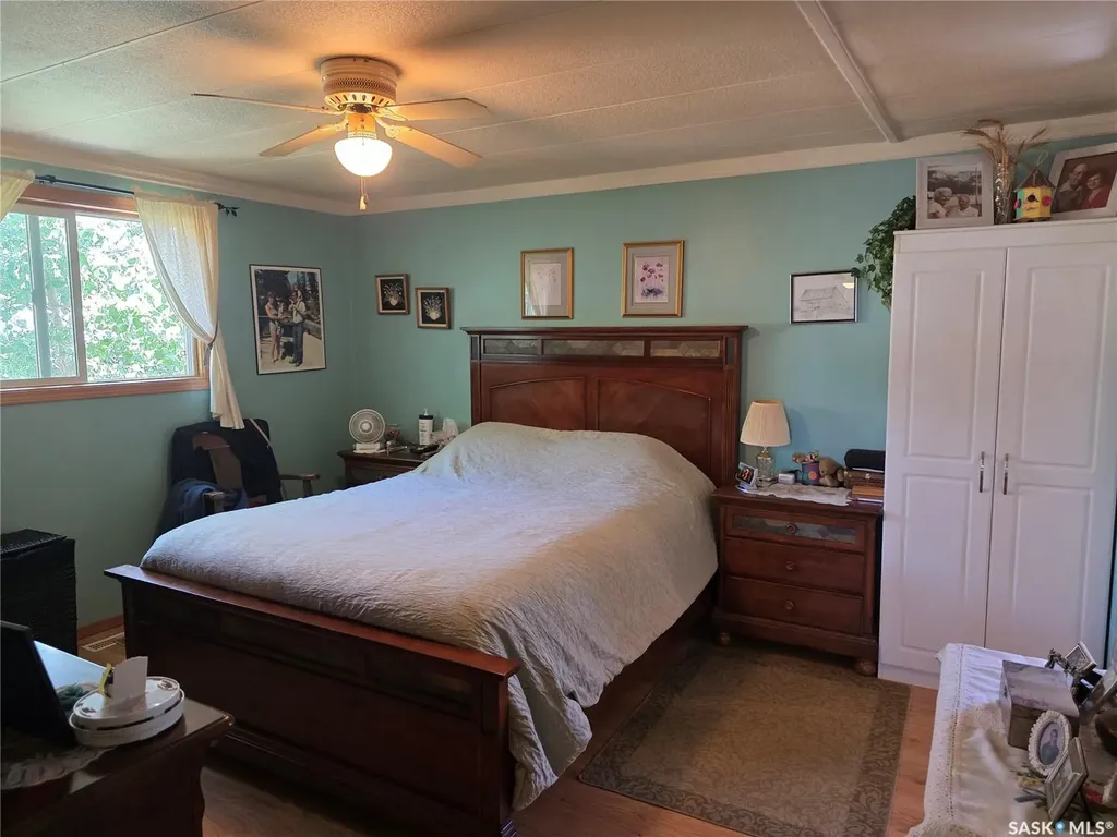 15 James Bay Mckillop Rm No. 220 SK S0G 4L0