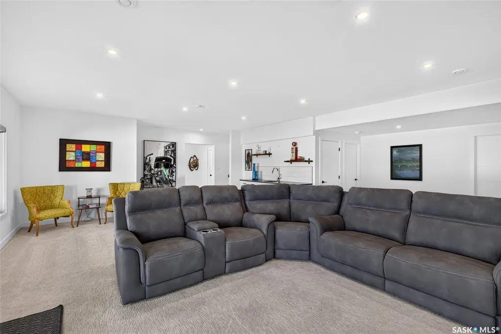 214 Settler Crescent Warman SK S0K 4S5
