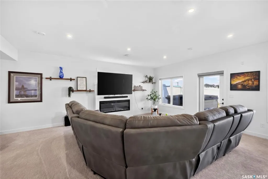 214 Settler Crescent Warman SK S0K 4S5
