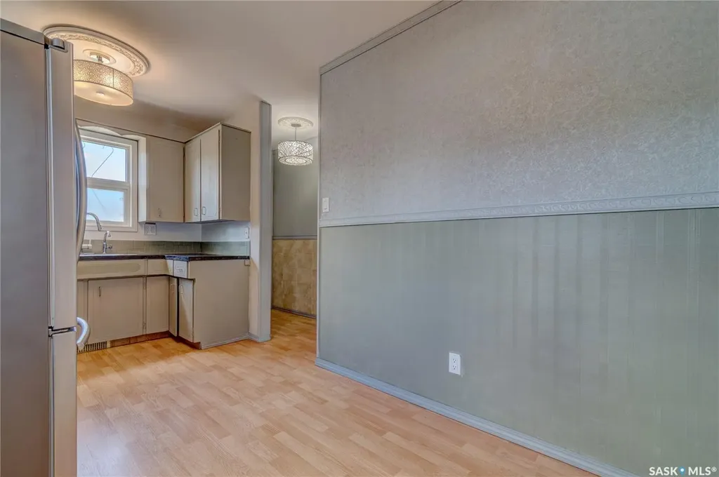 119 Bothwell Crescent Regina SK S4R 5Y7