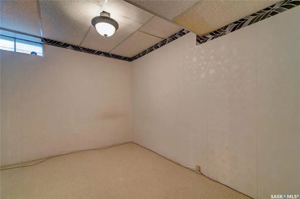 119 Bothwell Crescent Regina SK S4R 5Y7