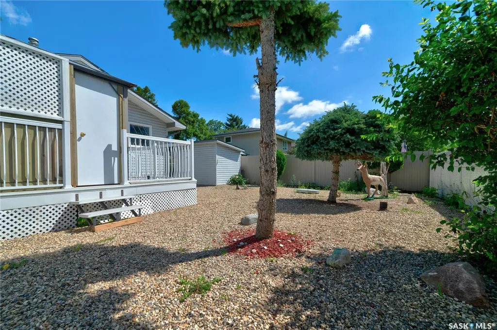 119 Bothwell Crescent Regina SK S4R 5Y7