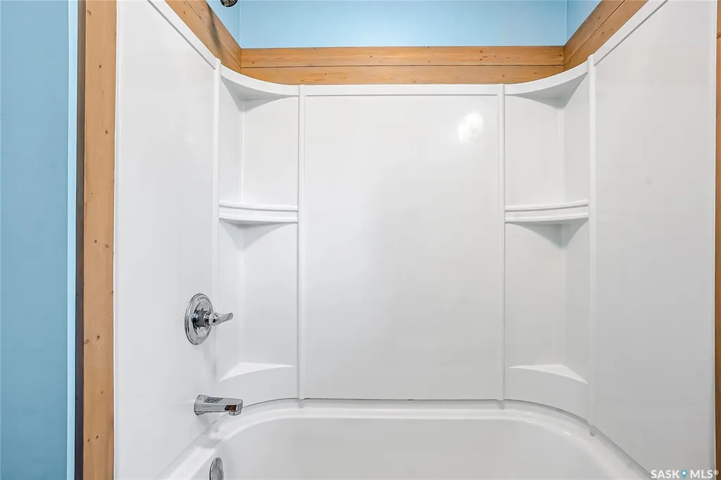 3120 Caen Street Saskatoon SK S7M 3N5