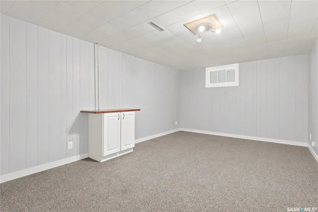 3120 Caen Street Saskatoon SK S7M 3N5