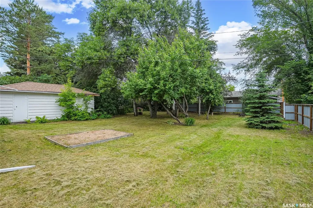 3120 Caen Street Saskatoon SK S7M 3N5