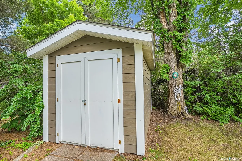 3120 Caen Street Saskatoon SK S7M 3N5