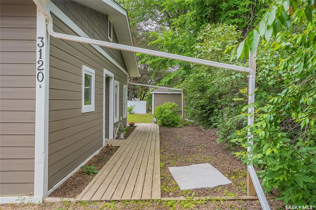 3120 Caen Street Saskatoon SK S7M 3N5