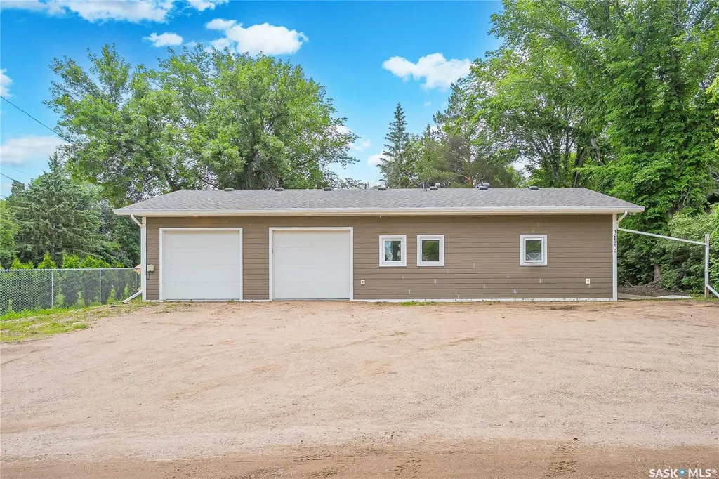 3120 Caen Street Saskatoon SK S7M 3N5