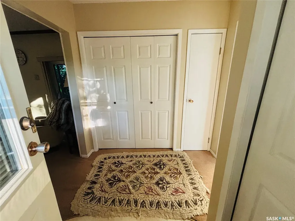 232 Green Avenue Regina Beach SK S0G 4C0