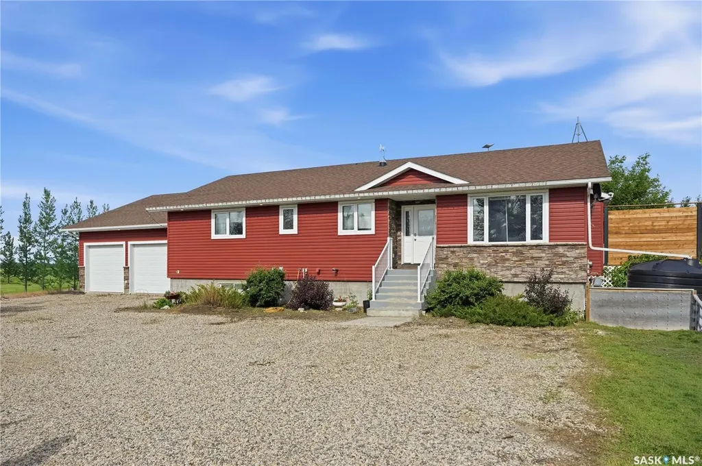 11 Ridge Crescent Dundurn Rm No. 314 SK S7K 3J8