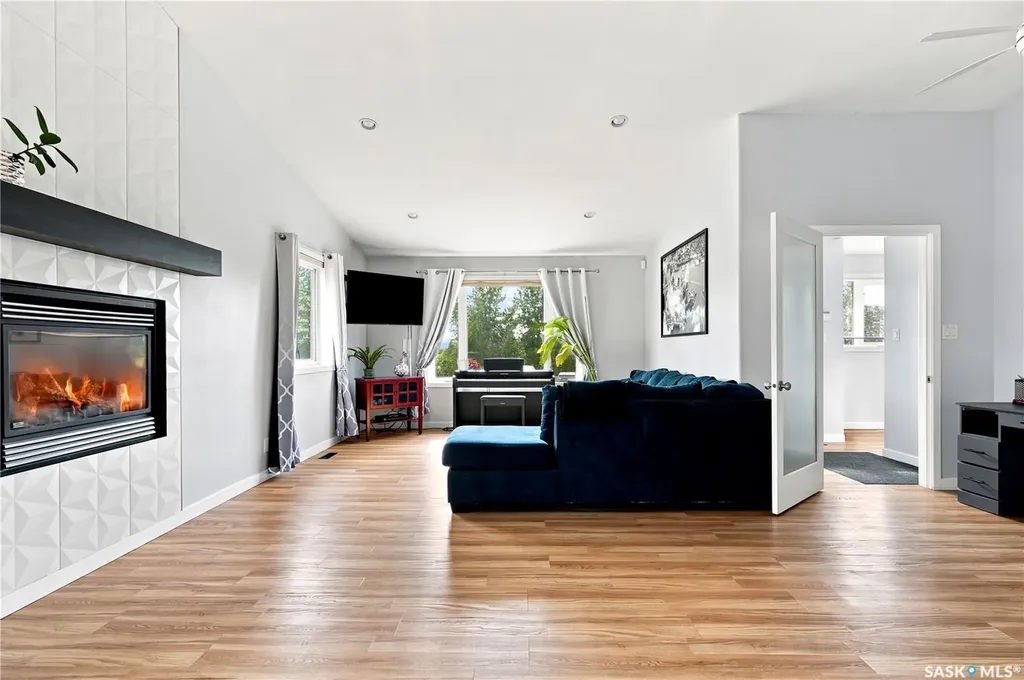 11 Ridge Crescent Dundurn Rm No. 314 SK S7K 3J8