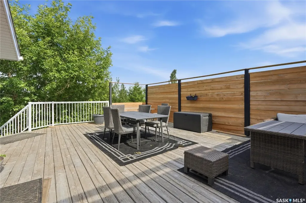 11 Ridge Crescent Dundurn Rm No. 314 SK S7K 3J8
