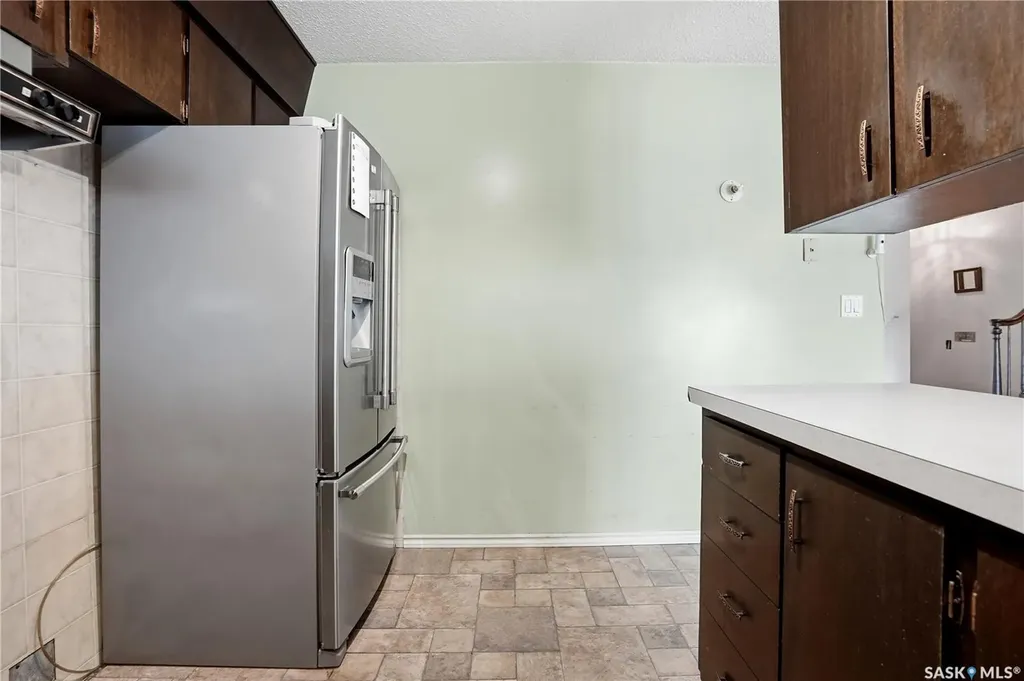 83 Fuhrmann Crescent Regina SK S4R 5A4