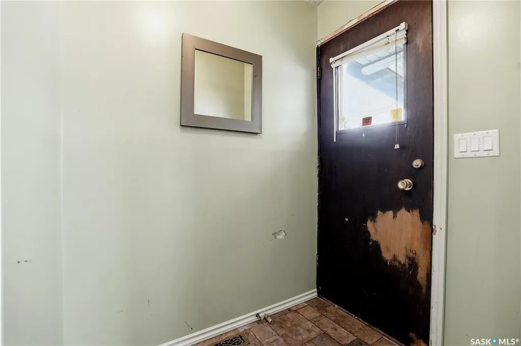 83 Fuhrmann Crescent Regina SK S4R 5A4