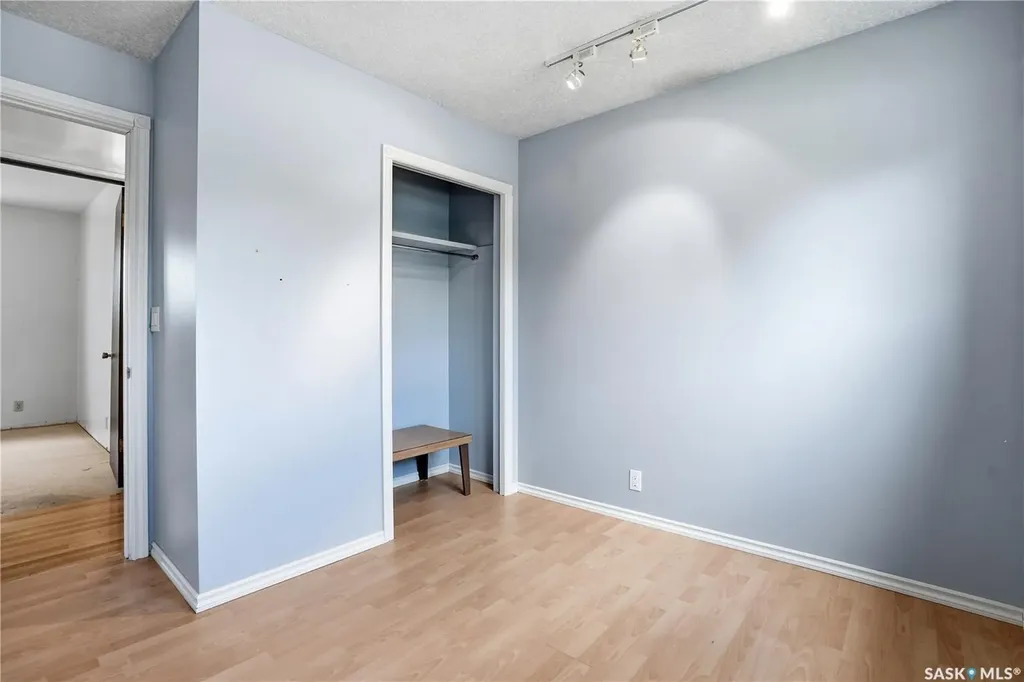 83 Fuhrmann Crescent Regina SK S4R 5A4