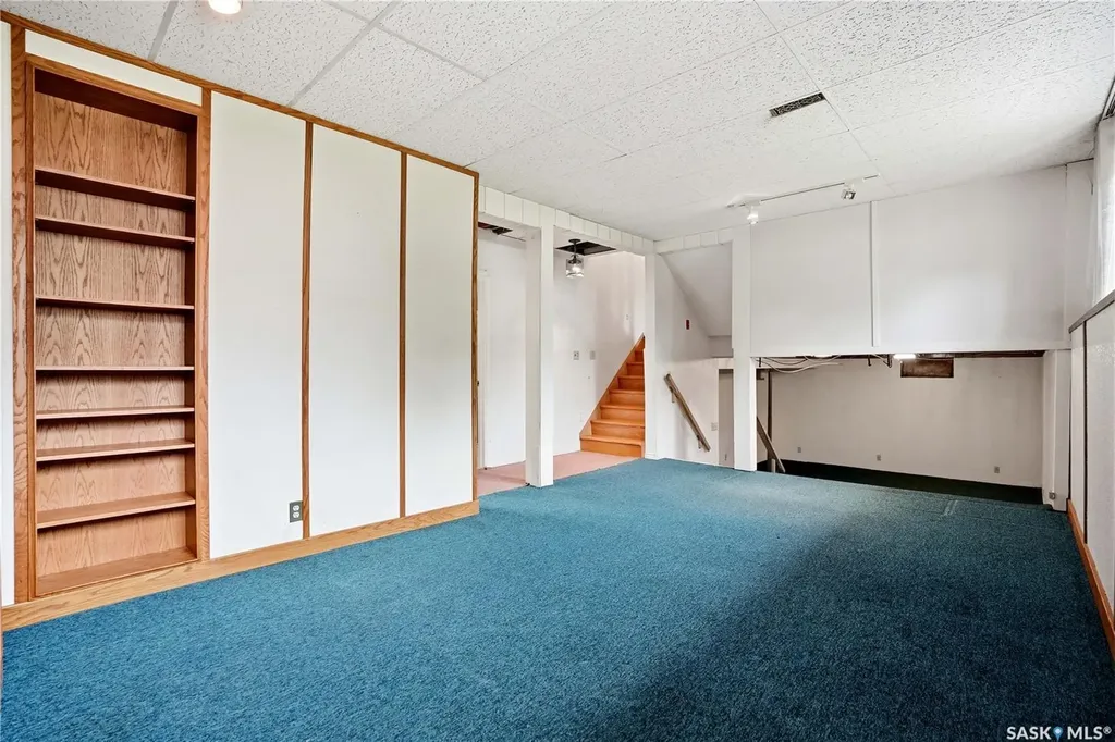 83 Fuhrmann Crescent Regina SK S4R 5A4
