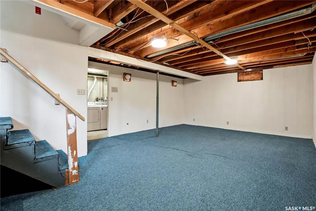83 Fuhrmann Crescent Regina SK S4R 5A4