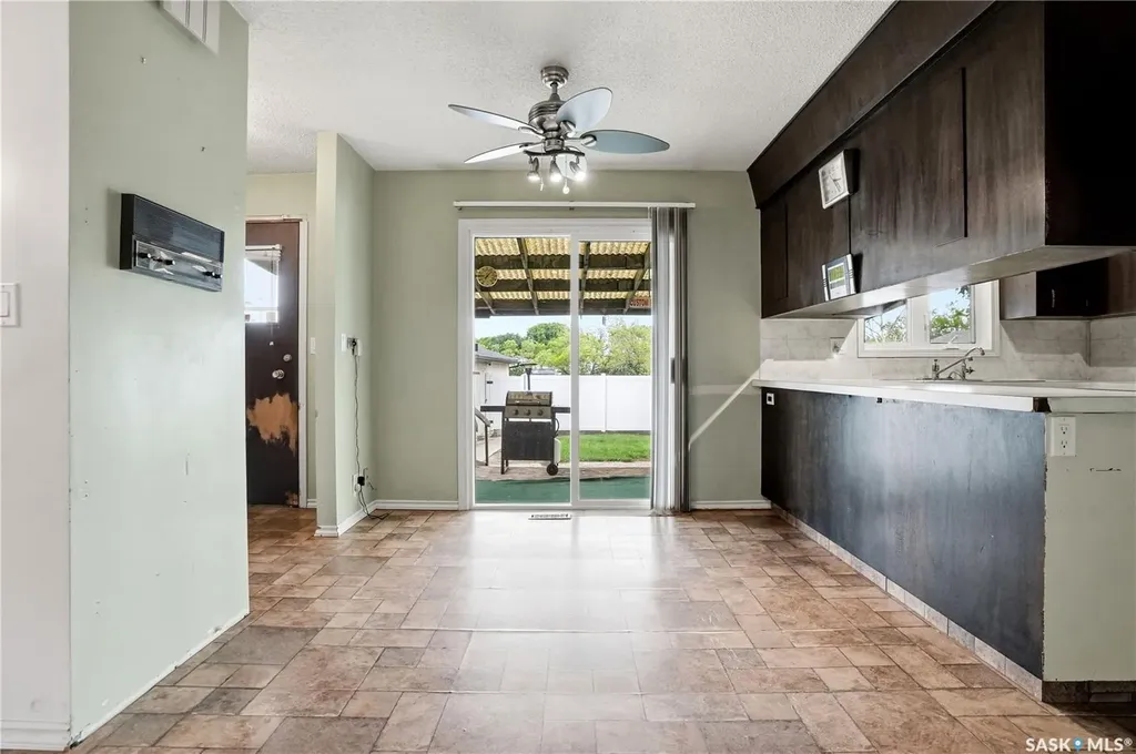 83 Fuhrmann Crescent Regina SK S4R 5A4
