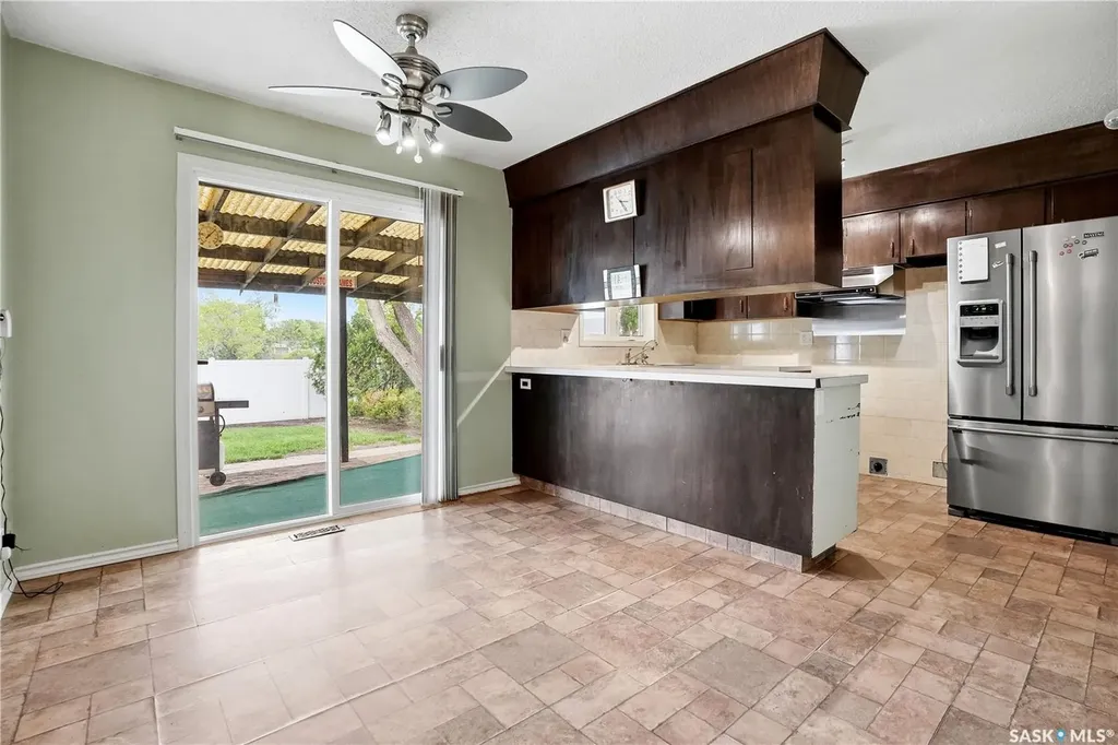83 Fuhrmann Crescent Regina SK S4R 5A4