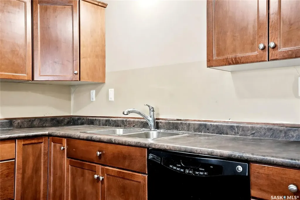 715 Hart Road Saskatoon SK S7M 3Y7