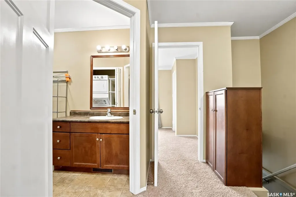 715 Hart Road Saskatoon SK S7M 3Y7