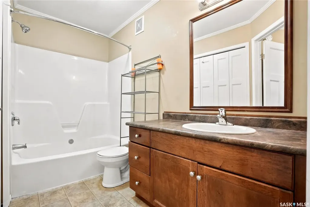 715 Hart Road Saskatoon SK S7M 3Y7