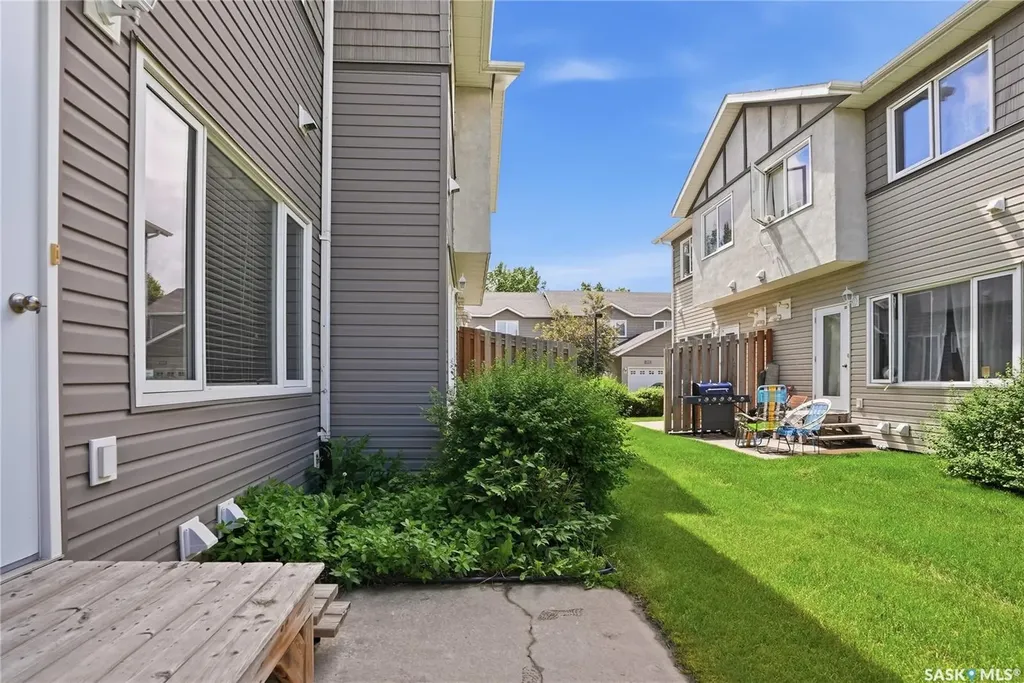 715 Hart Road Saskatoon SK S7M 3Y7