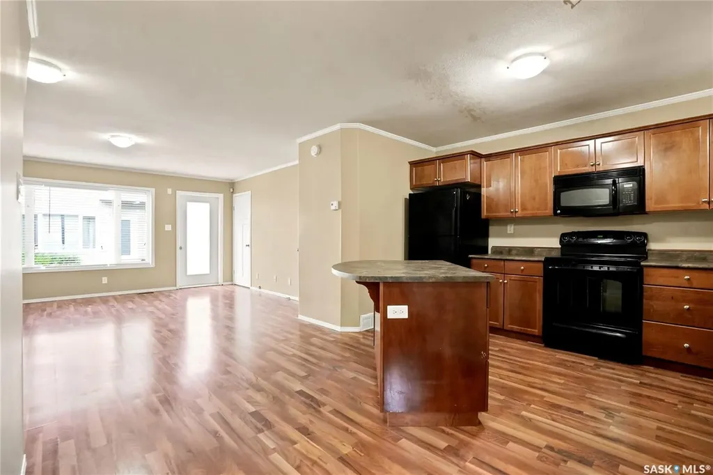 715 Hart Road Saskatoon SK S7M 3Y7