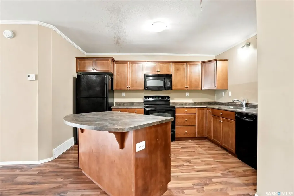 715 Hart Road Saskatoon SK S7M 3Y7