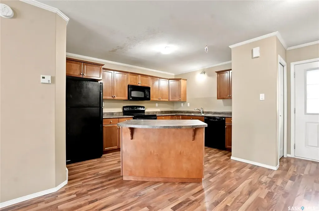 715 Hart Road Saskatoon SK S7M 3Y7