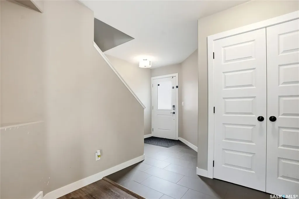 155 Dagnone Lane Saskatoon SK S7V 0R1