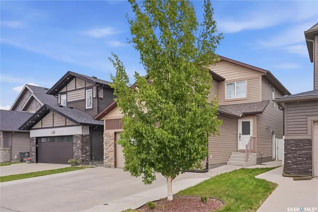 155 Dagnone Lane Saskatoon SK S7V 0R1