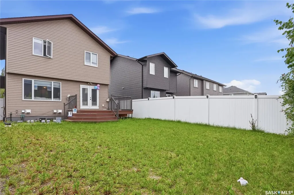 155 Dagnone Lane Saskatoon SK S7V 0R1