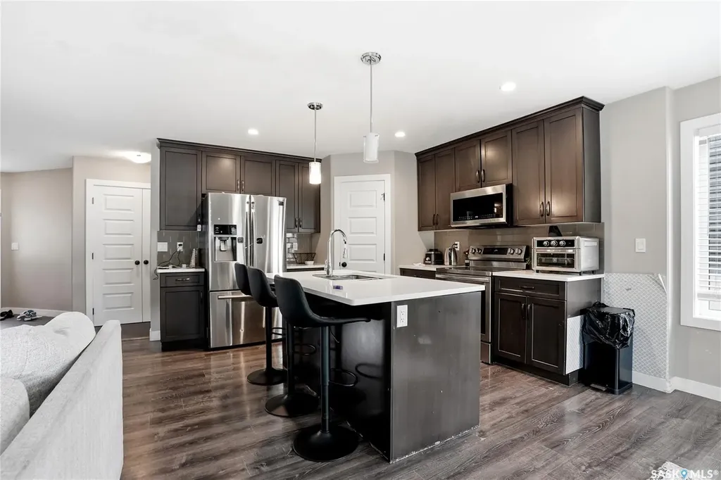 155 Dagnone Lane Saskatoon SK S7V 0R1