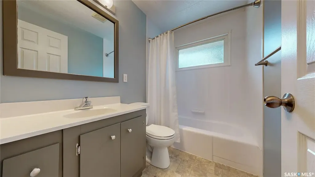 829 Walker Street Regina SK S4T 5N3
