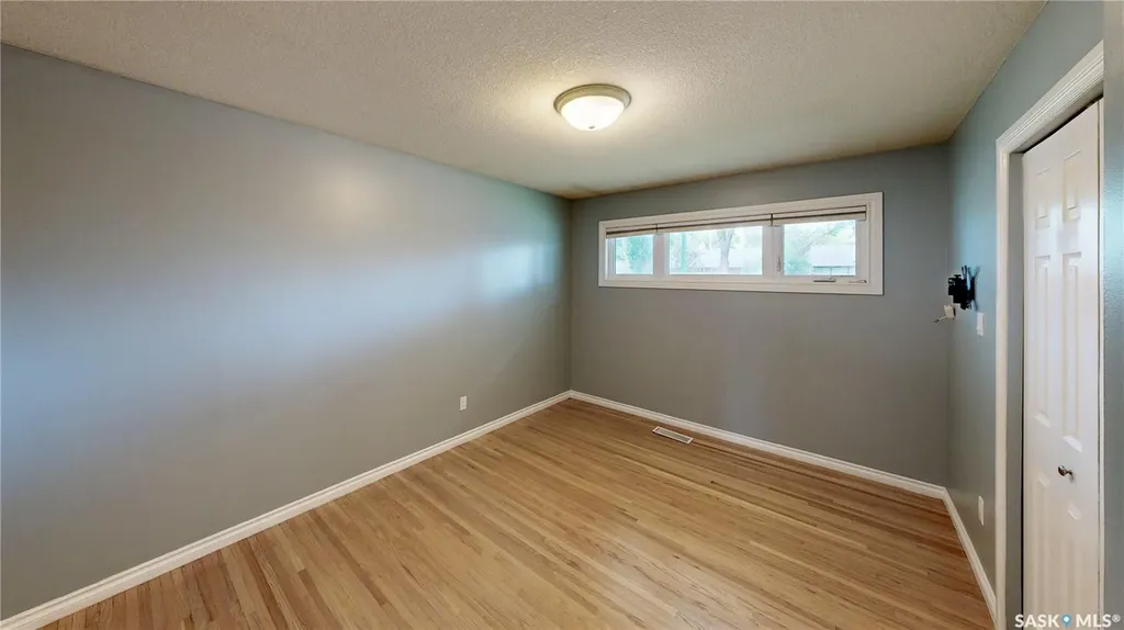829 Walker Street Regina SK S4T 5N3