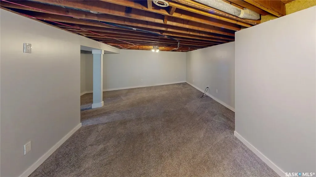 829 Walker Street Regina SK S4T 5N3
