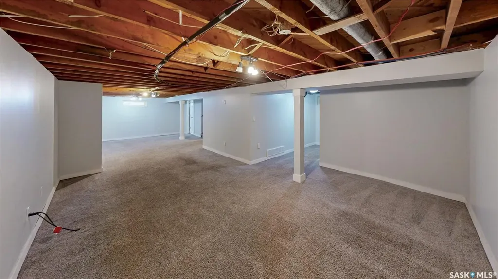 829 Walker Street Regina SK S4T 5N3