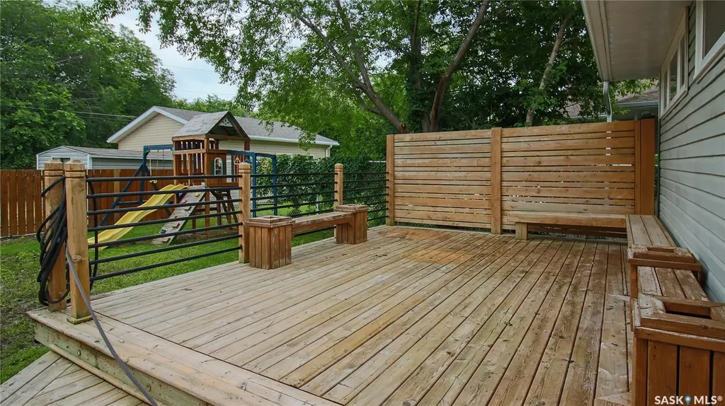 829 Walker Street Regina SK S4T 5N3