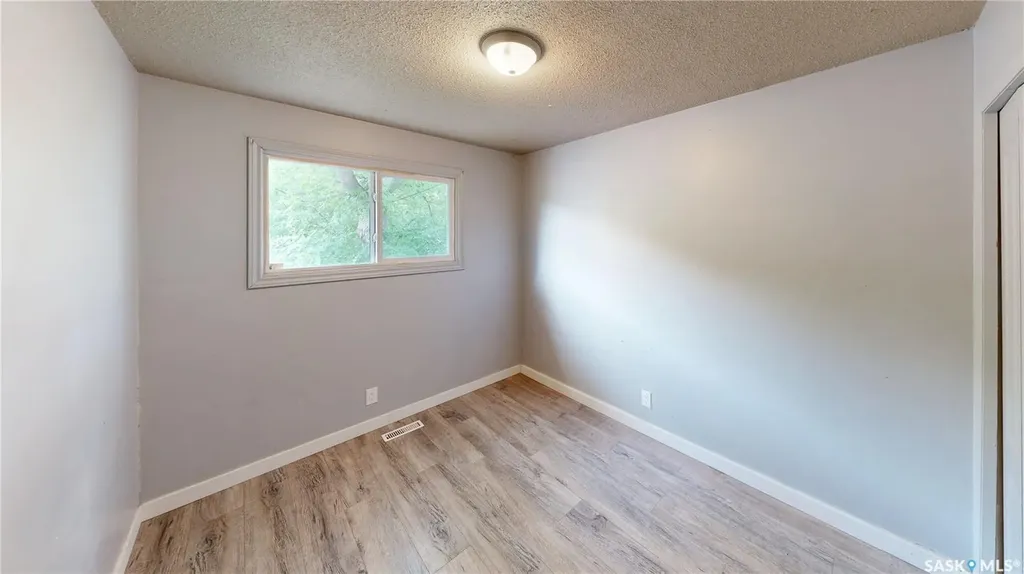 1634 Rae Street Regina SK S4T 2E1