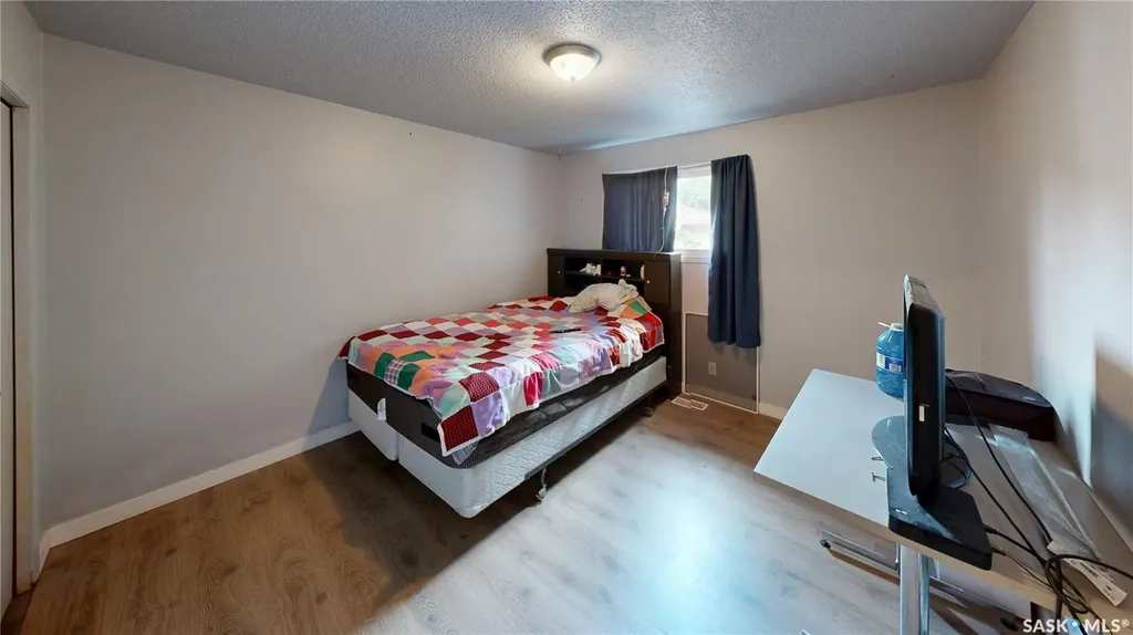 1634 Rae Street Regina SK S4T 2E1
