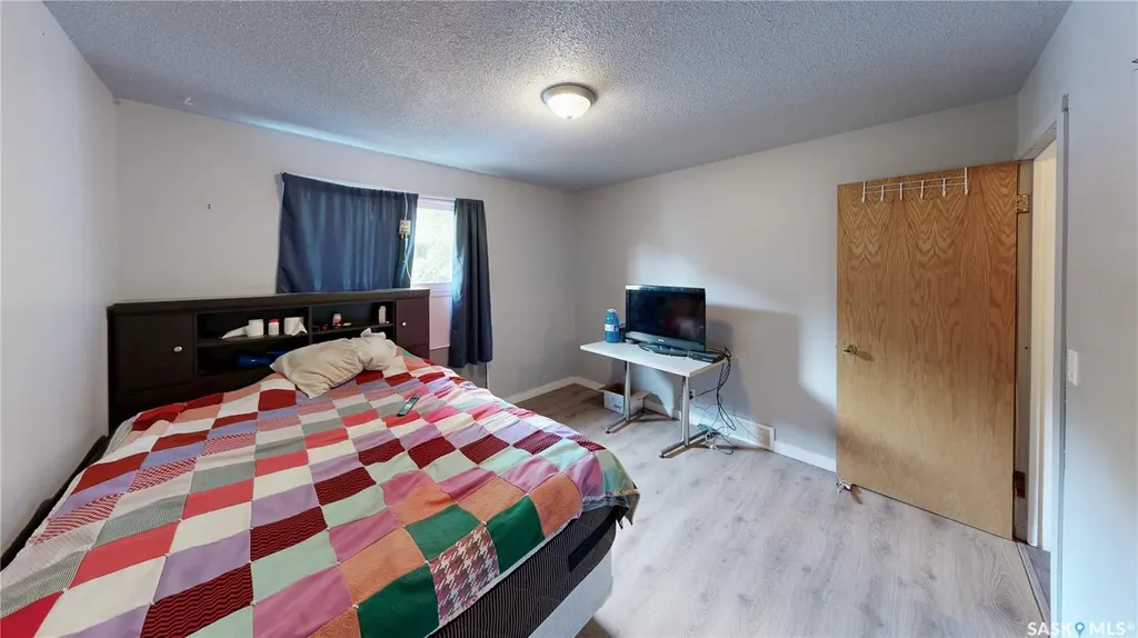 1634 Rae Street Regina SK S4T 2E1